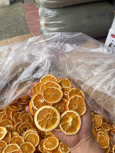 มะนาวฝานอบแห้งแบบแช่เยือกแข็งธรรมชาติ ผลไม้ตระกูลส้มอบแห้งคุณภาพพรีเมียม สำหรับชา เครื่องดื่ม และการแปรรูปอาหาร ขายส่งจากเวียดนาม - Product Image 6