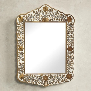 Miroir mural décoratif de luxe en os et bois sculpté à la main, forme personnalisée, pour les intérieurs et la décoration modernes - Product Image 1