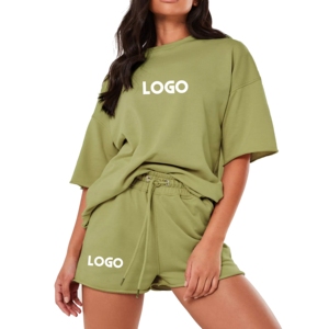 Ensemble de vêtements pour femme, t-shirt extensible tout-terrain personnalisé et short, fabrication sur mesure, respirant, séchage rapide, pour entraînement - Product Image 1