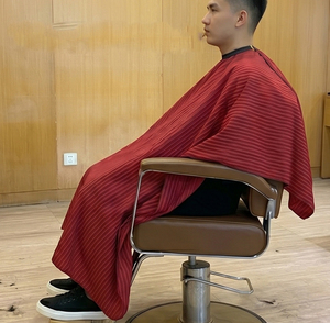 Capa de Barbero Impermeable de Poliéster al por Mayor |   Delantal de Peluquería 100% Poliéster, Capa para Estilista de Salón de Belleza - Product Image 2
