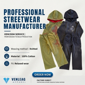 <span class=keywords><strong>Tuta</strong></span> Invernale Personalizzata da Uomo in 100% Cotone Terry Traspirante 400g, Set Verde con Stampa Grafica, Felpa con Cappuccio e <span class=keywords><strong>Pantaloni</strong></span> Jogger Casual - Product Image 1