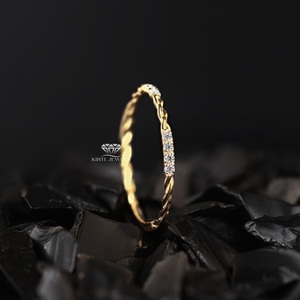 Bague de fiançailles en or de qualité supérieure avec diamant rond taille brillant, style classique, pierre naturelle, pour femme - Product Image 6
