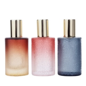 Botellas de Vidrio Transparentes Personalizadas de Alta Calidad al por Mayor de Fábrica, Botellas para Licores de 30 ml, 50 ml y 100 ml con Tapa para Perfume - Product Image 1