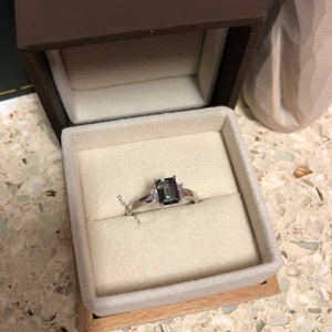 Bague Alexandrite, coupe émeraude, pierre précieuse changeante de couleur, pierre de naissance de juin, en argent sterling, bague de promesse, bague de mariage - Product Image 4