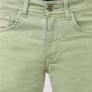 Shorts en jean pour homme, personnalisables avec votre logo - Écologiques, coupe-vent, respirants, décontractés pour l'été, 100% coton - Product Image 5