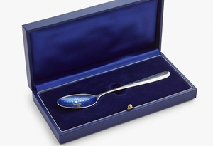 Cuillère en acier inoxydable avec émail bleu motif étoile et croix – Couverts élégants pour la restauration, les cadeaux et la table - Product Image 6