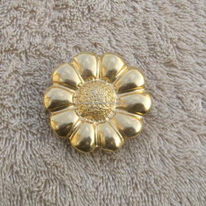 ที่แขวนดาบ Tiger Touch Ostrogothic Medieval Fibula พร้อมกระดุมทองเหลือง รุ่น TT-8420 จาก PK Herrajes Para Tahali - Product Image 1