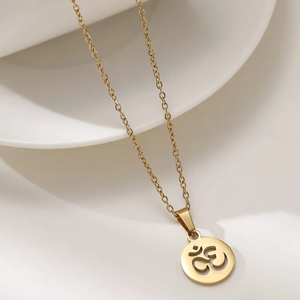 สร้อยคอจี้รูปโยคะสำหรับผู้หญิง ทำจากไทเทเนียมสตีล ชุบทองคำแท้ 18K พร้อมสายเคเบิล - Product Image 4