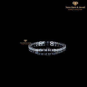 14k <b>Solid</b> <b>Gold</b> Lab Grown CVD Diamond Brilliant Emerald Shape Continuous Tennis Design Bracelet 14 TCW D-E-F Color VVS-VS Clarity - Product Image 3