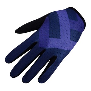 Fabricant en gros de gants d'équitation personnalisés avec options de logo sur mesure, construction durable et production en grande quantité - Product Image 4