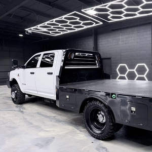 Ramz 3500 Flatbed Dually 4x4 2020 en perfecto estado - Product Image 2