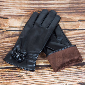 New Arrival Dressing Gloves Full Finger Touchscreen Fashion Dressing Leather Gloves in Pakistan - Product Image 5