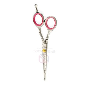 Ciseaux de coiffure de qualité supérieure |   Lames en acier inoxydable, repose-doigts et anneau en caoutchouc |   Qualité professionnelle, papier enduit pour des coupes fluides - Product Image 6