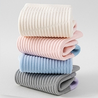 Chaussettes de sport professionnelles pour femmes, chaussettes à fond en tissu éponge absorbant la transpiration et les chocs, chaussettes longues de course à pied