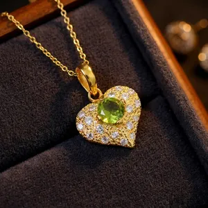 Colgante de Corazón de Peridoto Natural, Plata de Ley 925 con Acentos de Circonita Cúbica, Collar con Corazón, Joyería Fina con Piedras Preciosas, Regalo - Product Image 5
