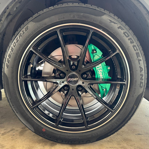ชุดคาลิปเปอร์เบรก D1 Spec RS สีเขียวแบบฟอร์จ 4 ลูกสูบ พร้อมจานเบรกแบบมีร่อง สำหรับการอัพเกรดสมรรถนะ - Product Image 3