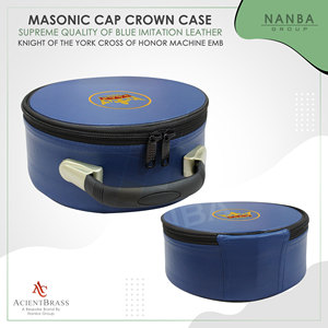 Estuche para Gorra de los Caballeros de York con Cruz de Honor, en Imitación de Cuero Azul, con Emblema KYCH Bordado a Mano - Product Image 2