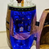 Meuble de bar en bois moderne avec lumières LED Table à liqueur rustique pour la maison, meubles de rangement pour vins et spiritueux fabriqués à la main