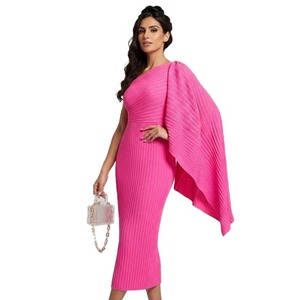 Robe midi plissée en maille asymétrique à une épaule, coupe crayon ajustée, couleur unie, élégante, pour soirée d'été, rose, pour femme - Product Image 1