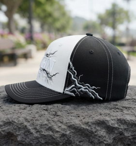 Casquette de baseball unisexe ajustable à 6 panneaux, style streetwear, broderie personnalisée, faible MOQ, blanche et noire, en toile, avec fermeture snapback, pour le golf - Product Image 2