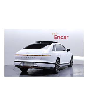 Hyundai Grandeur Calligraphy 2024, 10,395 km, Caja de Cambios Automática, Estándar de Emisiones Euro V, Asientos de Cuero, Volante a la Izquierda - Product Image 2