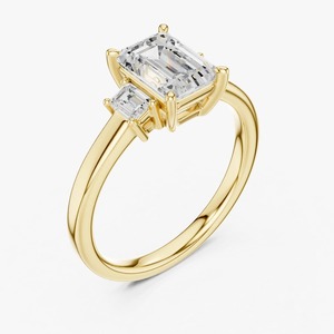 Bague de fiançailles à trois pierres en diamant de laboratoire taille émeraude 1,50 carat, or jaune 9K, vente en gros OEM, bijoux fins - Product Image 6
