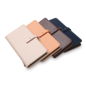 Funda tipo cartera minimalista de cuero con cierre de broche - Product Image 2