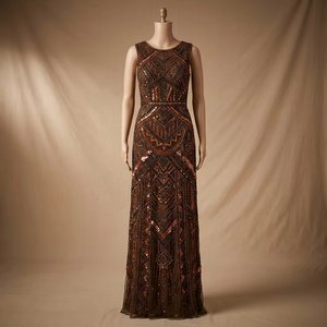 Vestido de Noche Rojo con Cuentas, Diseño de Diseñador, Venta al Por Mayor Directo de Fábrica, Fabricante de Vestidos para Producción en Masa - Product Image 4