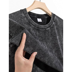 T-shirt en coton délavé rétro pour homme, T-shirt imprimé style streetwear ample, imprimé textes bibliques Jésus est roi - Product Image 4
