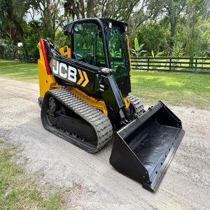 Chargeuse compacte sur chenilles d'occasion JCB 3TS-8T avec godet pour travaux agricoles et de construction - Product Image 3