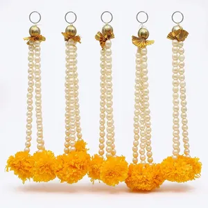 Guirlande suspendue de fleurs de marguerite artificielles avec perles, ensemble de 6 pour la décoration de mariage, de la maison, de Diwali, de la Pooja, de la porte et des murs - Product Image 1