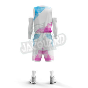 Camisetas y Pantalones Cortos de Baloncesto Hechos a Medida con Materiales Frescos de Primera Calidad, Ropa Deportiva de Fútbol 100% Poliéster, Hechos en Pakistán - Product Image 2