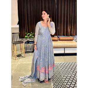 Vestido Anarkali de Diseño Elegante con Pantalón y Dupatta, Vestidos de Noche - Product Image 1