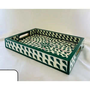 Bandeja de Servir Rectangular de Madera Hecha a Mano con Incrustaciones Florales de Color Verde Esmeralda, con Patrón Intrincado, Pulida, Decoración Premium para el Hogar - Product Image 1