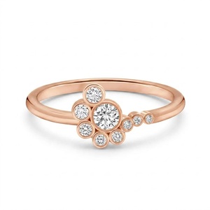 แหวนหมั้นเพชรทรงอสมมาตรแบบกลุ่ม ประดับทอง 14K ด้วยการฝังแบบ Bezel  แหวนหลายเม็ดพลอยดีไซน์ Celestial แหวนสัญญาดีไซน์ดอกไม้ทันสมัยไม่ซ้ำใคร - Product Image 2