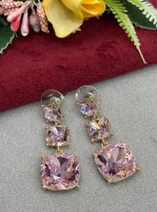 Pendientes de calidad premium, perfectos para fiestas. - Product Image 2