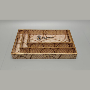 Suministro al por mayor: Bandejas de MDF esmaltado con elegante diseño de mosaico festoneado, juego de 3 piezas encajables de lujo para servicio a la habitación y amenidades de hostelería - Product Image 1