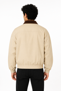 Chaqueta Harrington beige premium para hombre con cuello en contraste marrón, chaqueta bomber informal con cremallera, ropa exterior ligera de mezcla de algodón - Product Image 3