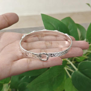 กำไลข้อมือหินมาลาไคต์ มูนสโตน ลาพิส ลาซูลี รูปไข่ ชุบเงิน ดีไซน์ลายตอก  ขายส่งเครื่องประดับ - Product Image 6