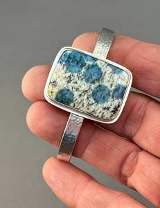 Bague manchette K2 en pierre naturelle, faite à la main, ajustable, pour hommes et femmes, bijou unique, cristal de guérison, cadeau tendance - Product Image 4