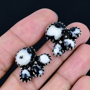 Pendientes de Plata de Ley 925 con Incrustaciones de Turquesa Blanca Natural del Suroeste, Joyería Hecha a Mano - Product Image 2