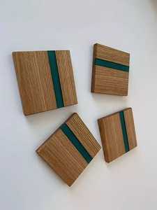 Posavasos Rectangular Hexagonal Personalizado de Resina y Madera de Acacia, Duradero, con Soporte - Product Image 1
