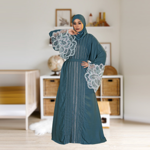 Abaya islamique modeste Nida pour la prière de l'Aïd, manches en dentelle décoratives, col en V, plis verticaux, ceinture à nouer, longueur au sol, vêtements pour femmes - Product Image 2
