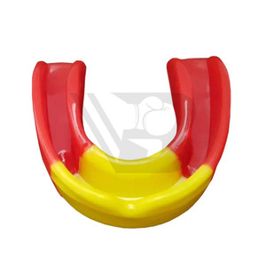 Nouveauté : Équipement de boxe pour hommes avec protège-dents personnalisés, vêtements d'entraînement pour hommes avec logo personnalisé - Product Image 3