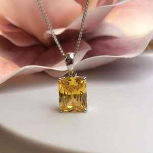 Collier rectangulaire en citrine, pendentif en argent sterling, pierre de naissance de novembre, cadeau d'anniversaire pour femme - Product Image 1