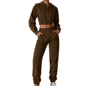Ensemble de survêtements courts pour femmes, broderie personnalisée, coton, jogging, vêtements de détente et de fitness, fabricant OEM - Product Image 1