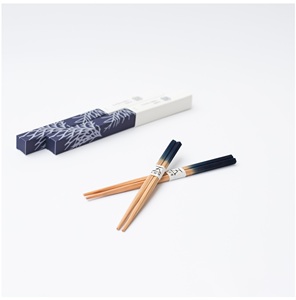 Vaisselle de restaurant en gros abordable, ensembles de baguettes japonaises colorées populaires en bois - Product Image 1