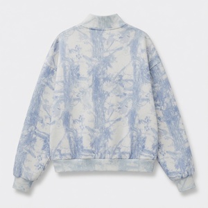 Sweat-shirt oversize bleu et blanc tie-dye à col montant pour femme, avec imprimé graphique étoile Trackstar, esthétique streetwear confortable - Product Image 4