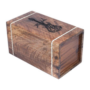 Fabricant indien d'urne de crémation en bois de manguier urnes en bois de qualité supérieure pour cendres chiens chats urne de columbarium boîte exportateur en gros - Product Image 2