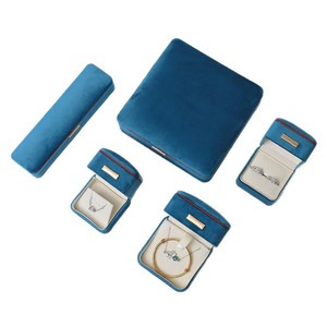 Boîtes à bijoux de luxe en gros d'usine, boîtes à bagues pas chères, emballages de bijoux noirs pour petites entreprises - Product Image 1